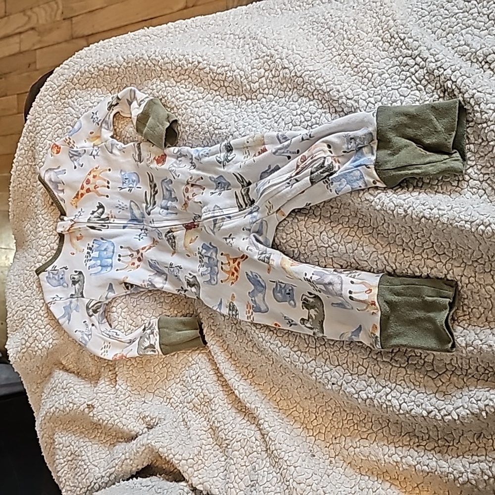 Kids headquarters animal print outfit 12 months